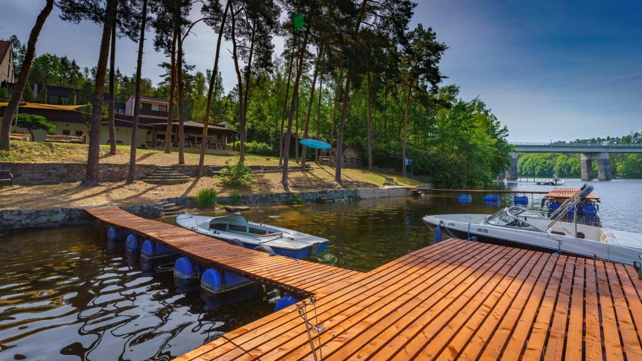 Hotel Hladina Nebrich Luaran gambar