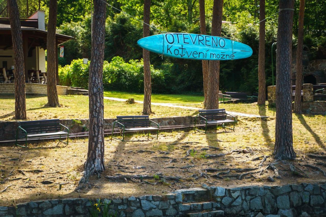 Hotel Hladina Nebrich Luaran gambar